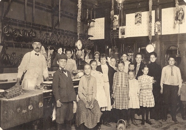 Czech butcher shop in Chicago early 20th century