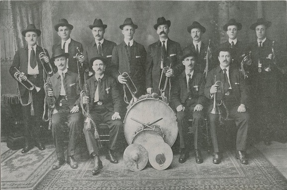 Sokol New York included a bugle and drum band